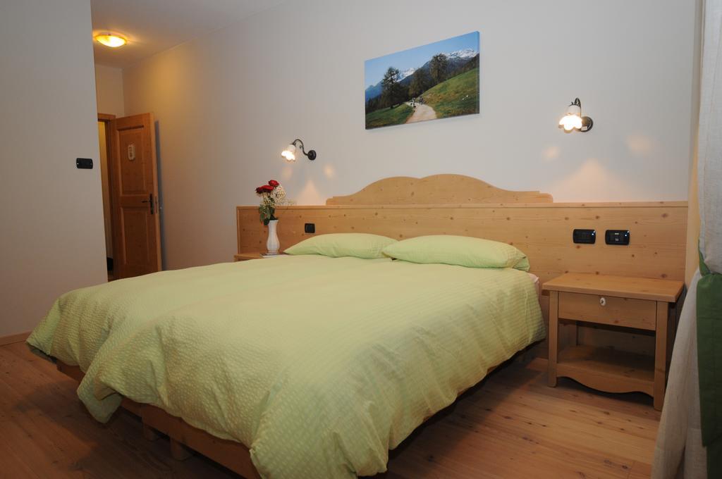 Villa Agritur Primo Sole Cles Zimmer foto