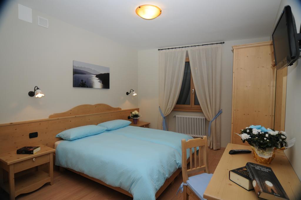 Villa Agritur Primo Sole Cles Zimmer foto
